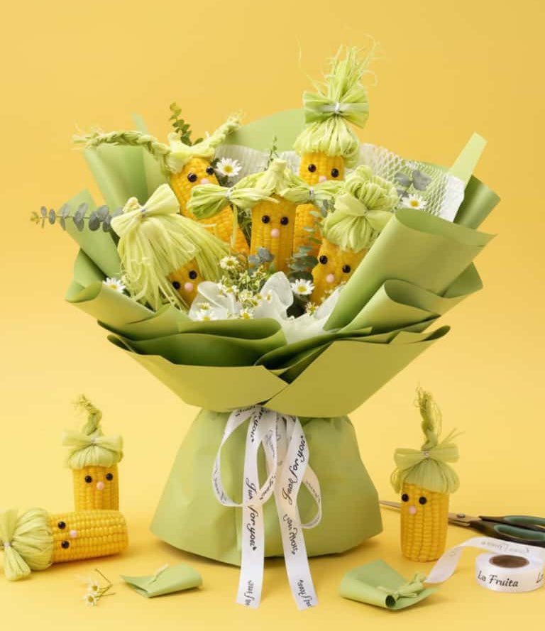 Corny Fruit Bouquet - La Fruita