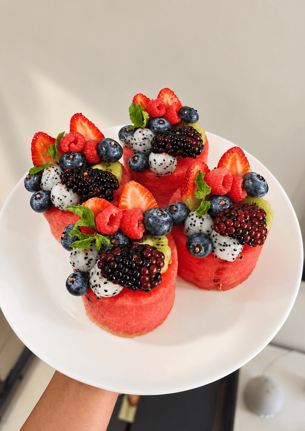Mini Fresh Fruit Cake - La Fruita