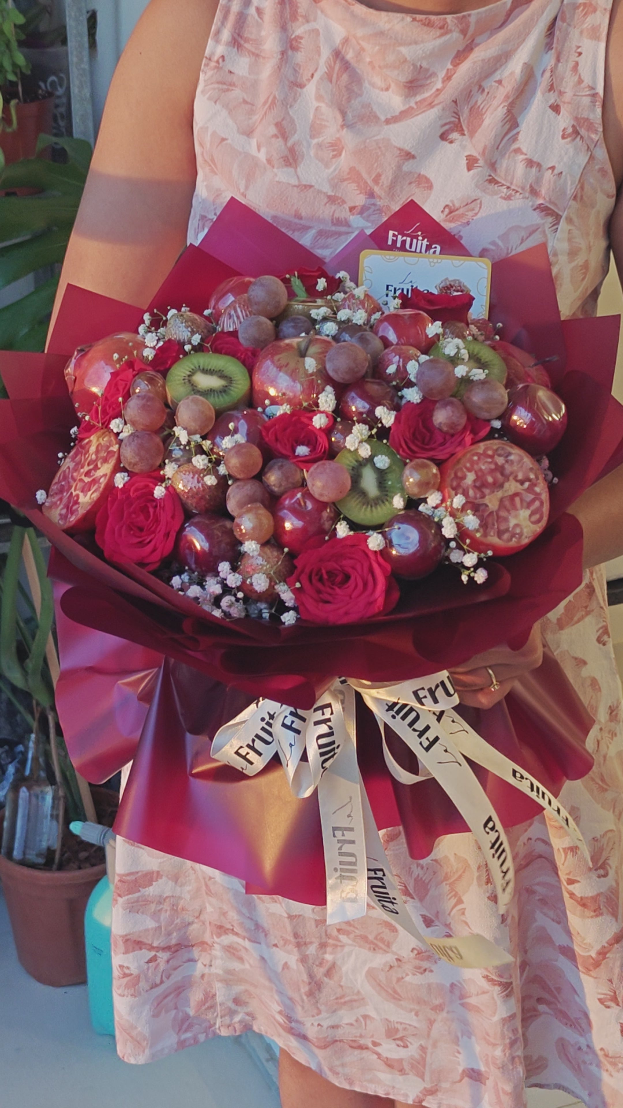 Red Burst Bouquet
