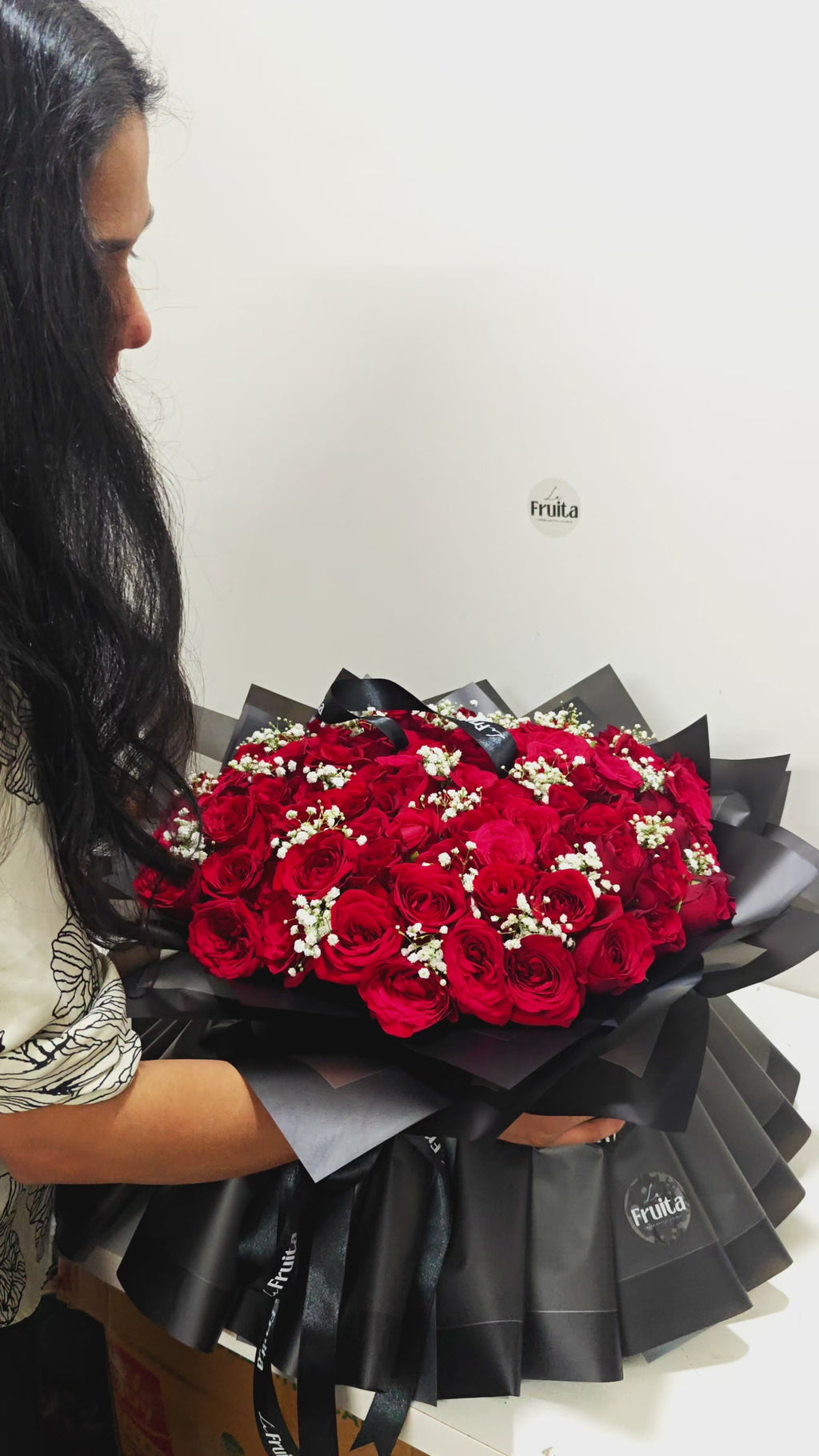 100 Roses of Love