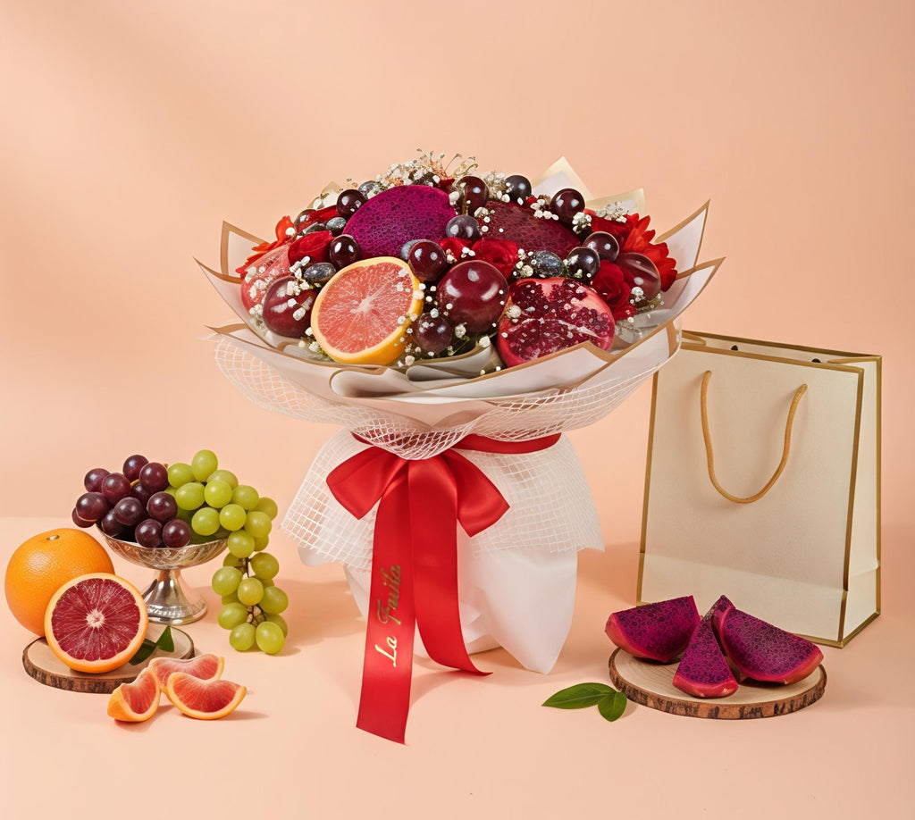 Red Bloom Bouquet - La Fruita