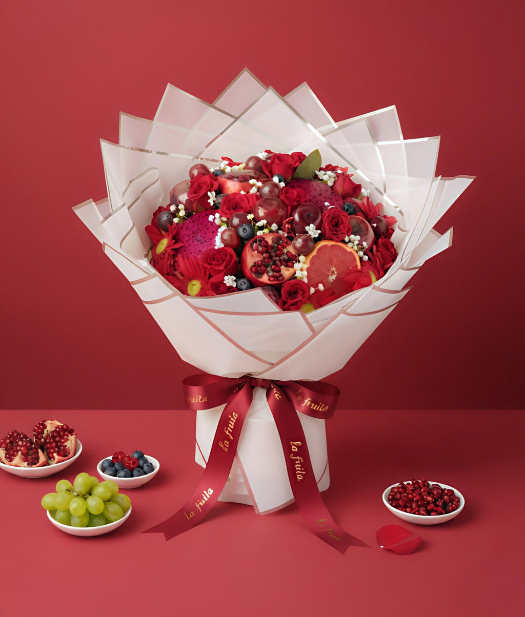 Red Bloom Bouquet - La Fruita