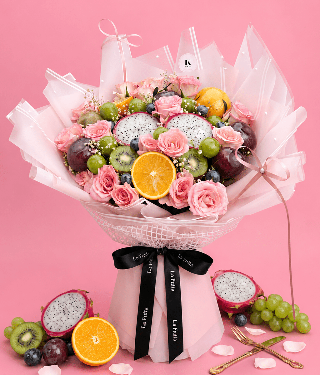 Royal Blush Bouquet - La Fruita